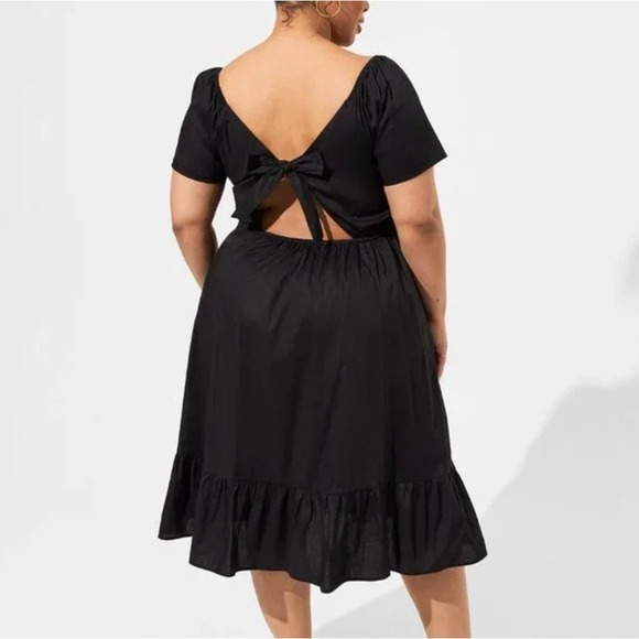 TORRID Black Flutter Sleeve Crochet Waist Cutout Tie Back Midi‎ Dress Size L/12 - Picture 2 of 10